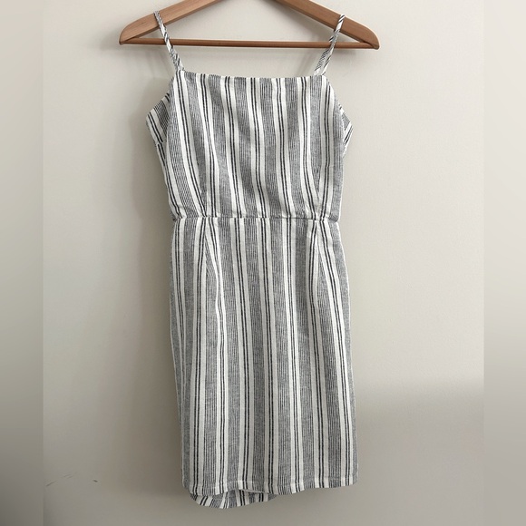 Garage Dresses & Skirts - GARAGE Tie-Back Dress